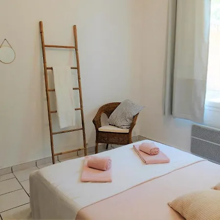 Daire Beaux Climatises - 3 Pieces - Espaces Exterieurs - Parking - Proche *