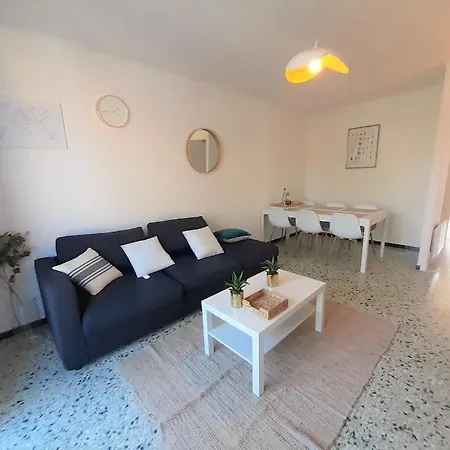 Appartamento Beaux 3 Pieces Avec Espaces Exterieurs Et Parking - Proche Hyères