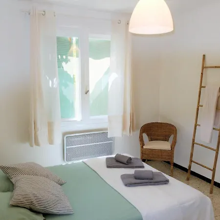 Beaux Climatises - 3 Pieces - Espaces Exterieurs - Parking - Proche * Hyères