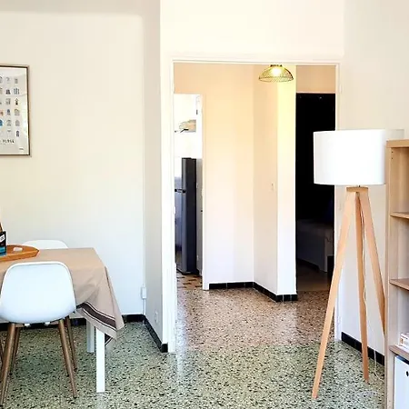 Daire Beaux Climatises - 3 Pieces - Espaces Exterieurs - Parking - Proche