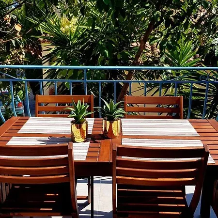 Beaux Climatises - 3 Pieces - Espaces Exterieurs - Parking - Proche Hyères