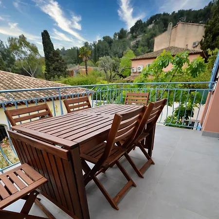 Appartamento Beaux 3 Pieces Avec Espaces Exterieurs Et Parking - Proche *