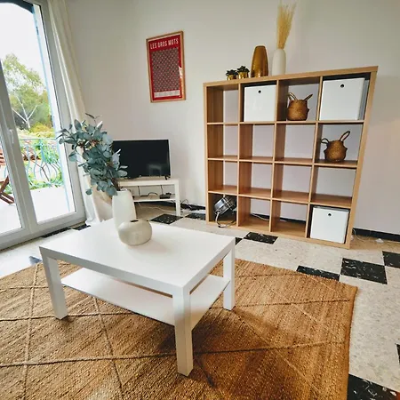 Daire Beaux Climatises - 3 Pieces - Espaces Exterieurs - Parking - Proche