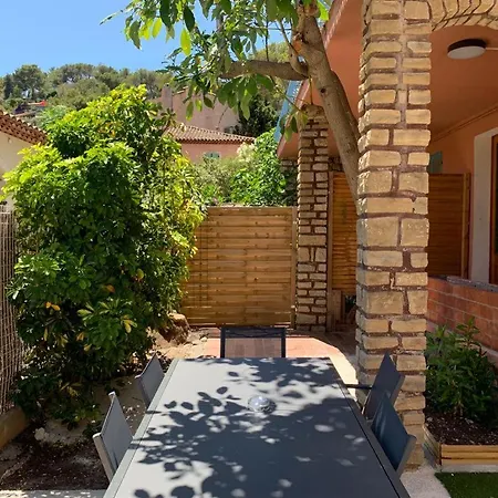 Beaux 3 Pieces Avec Espaces Exterieurs Et Parking - Proche