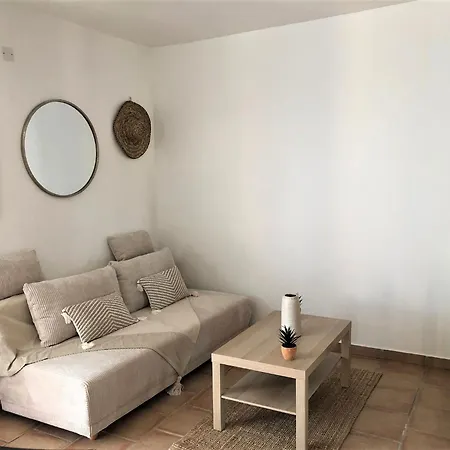 Daire Beaux Climatises - 3 Pieces - Espaces Exterieurs - Parking - Proche Hyères