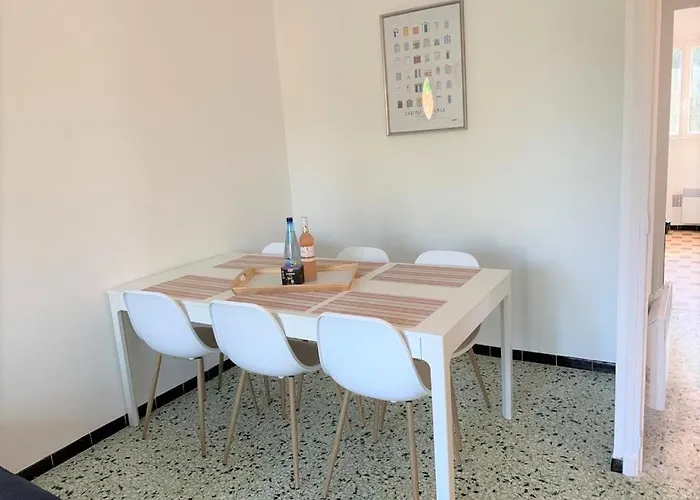 Appartement Beaux Climatisés - 3 Pièces - Espaces Extérieurs - Parking - Proche *
